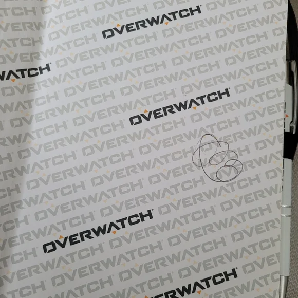 Colorful Graphic Notebook - Picture 3 of 6